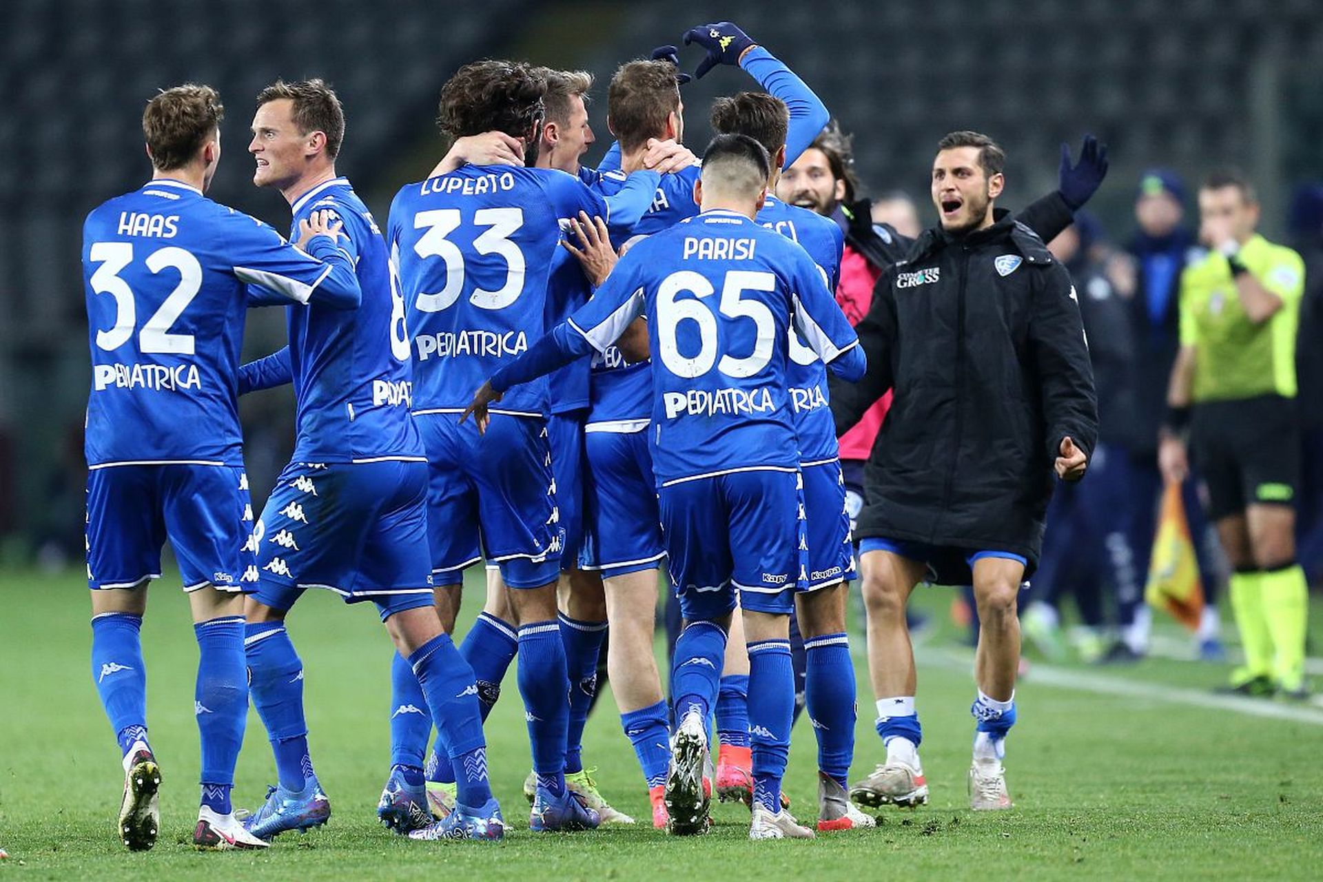 的广泛交流 的广泛交流